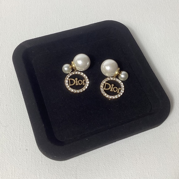 Dior Gold and Pearl Earrings - Picture 1 of 2